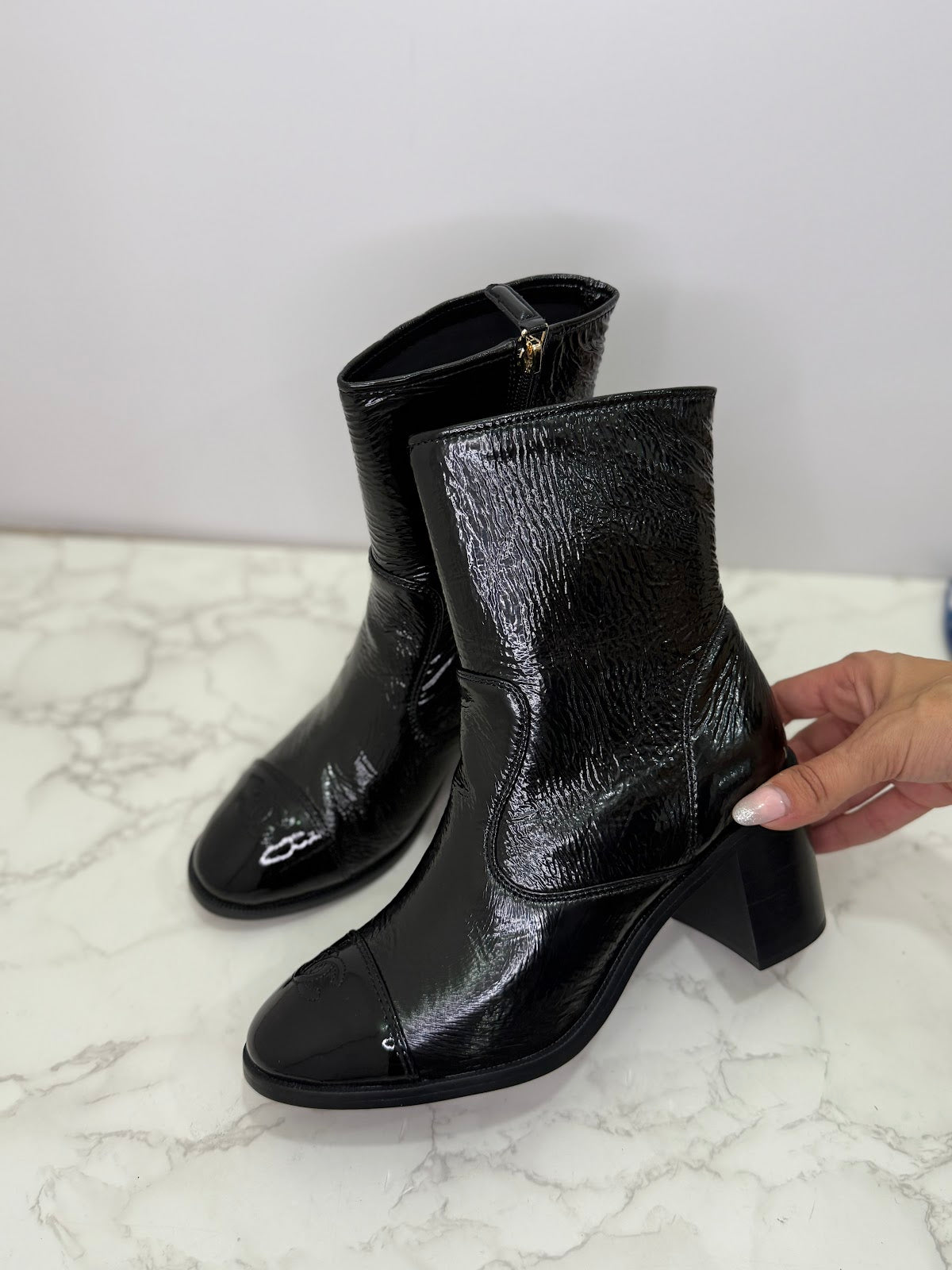 Cc patent slipper