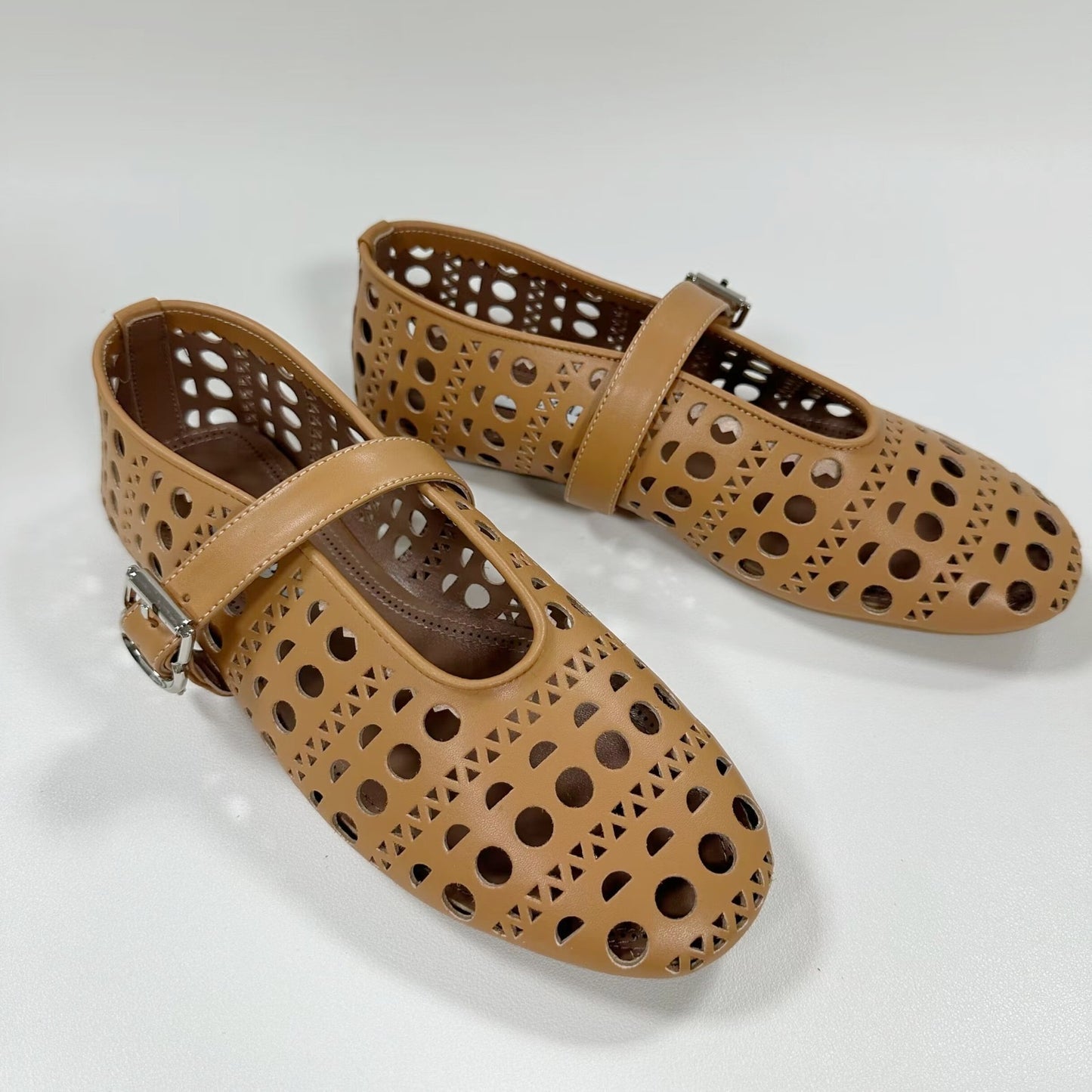 Perforated flats â POORLITTLERICHGIRL