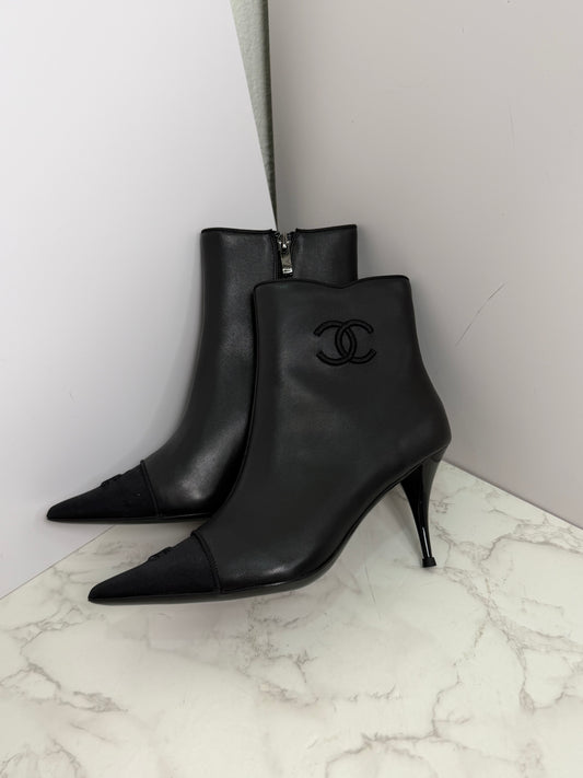 Cc booties
