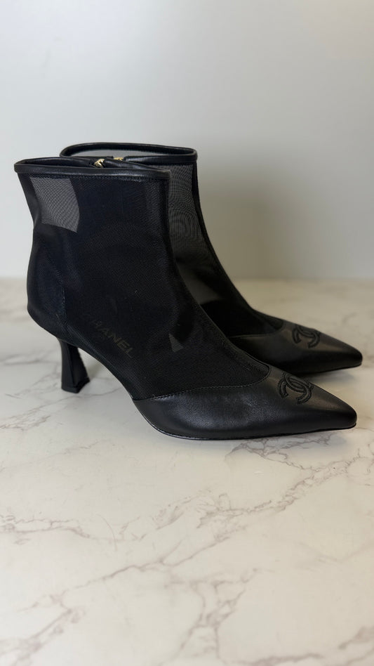 CC mesh bootie