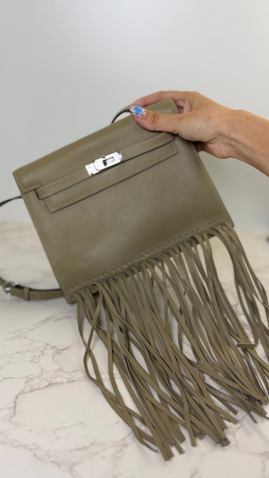 H fringe kelly danse