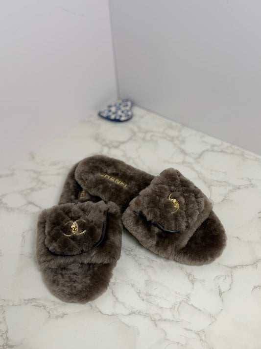 Cc fold over sandals