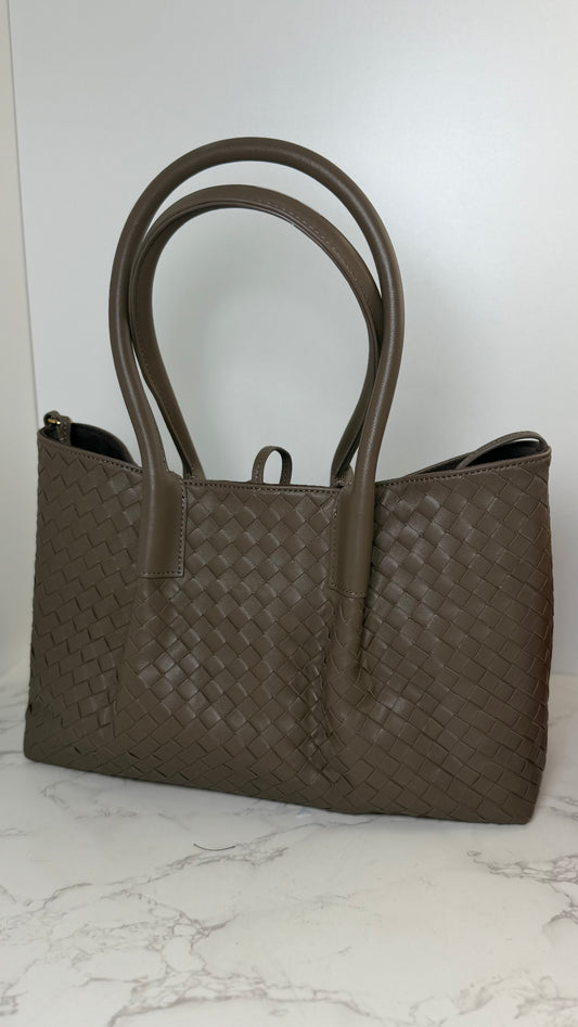 BV woven tote