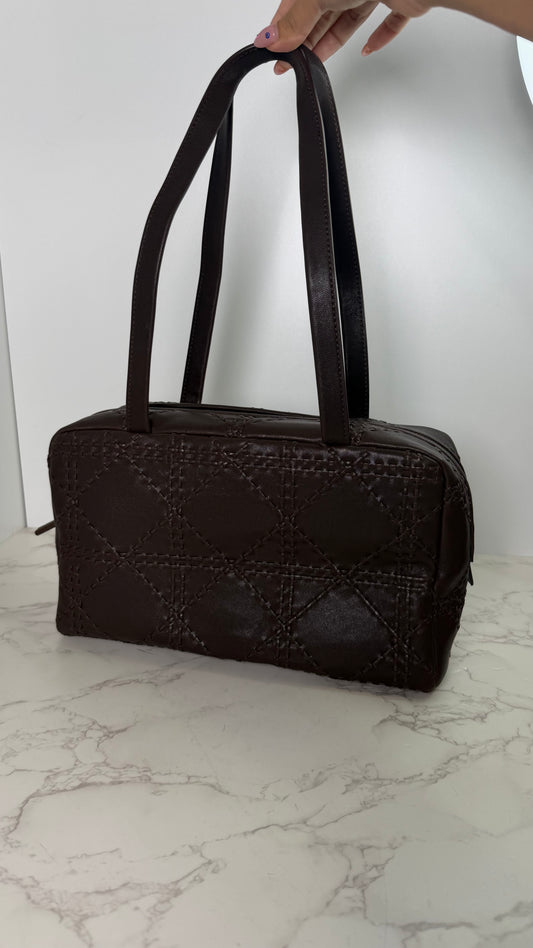 Row stitched tote