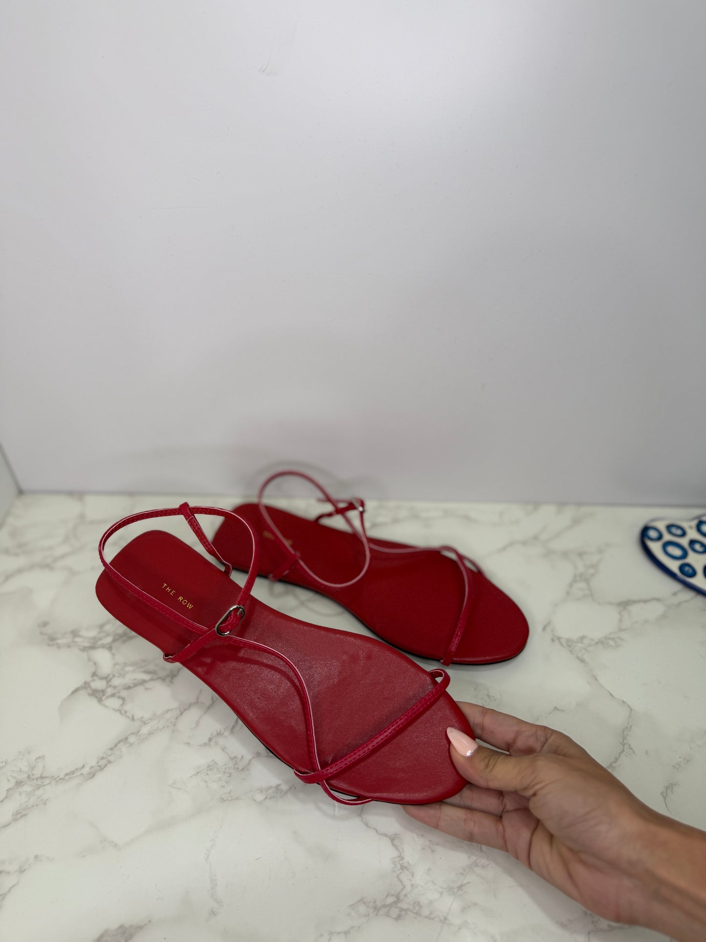 Row sandal