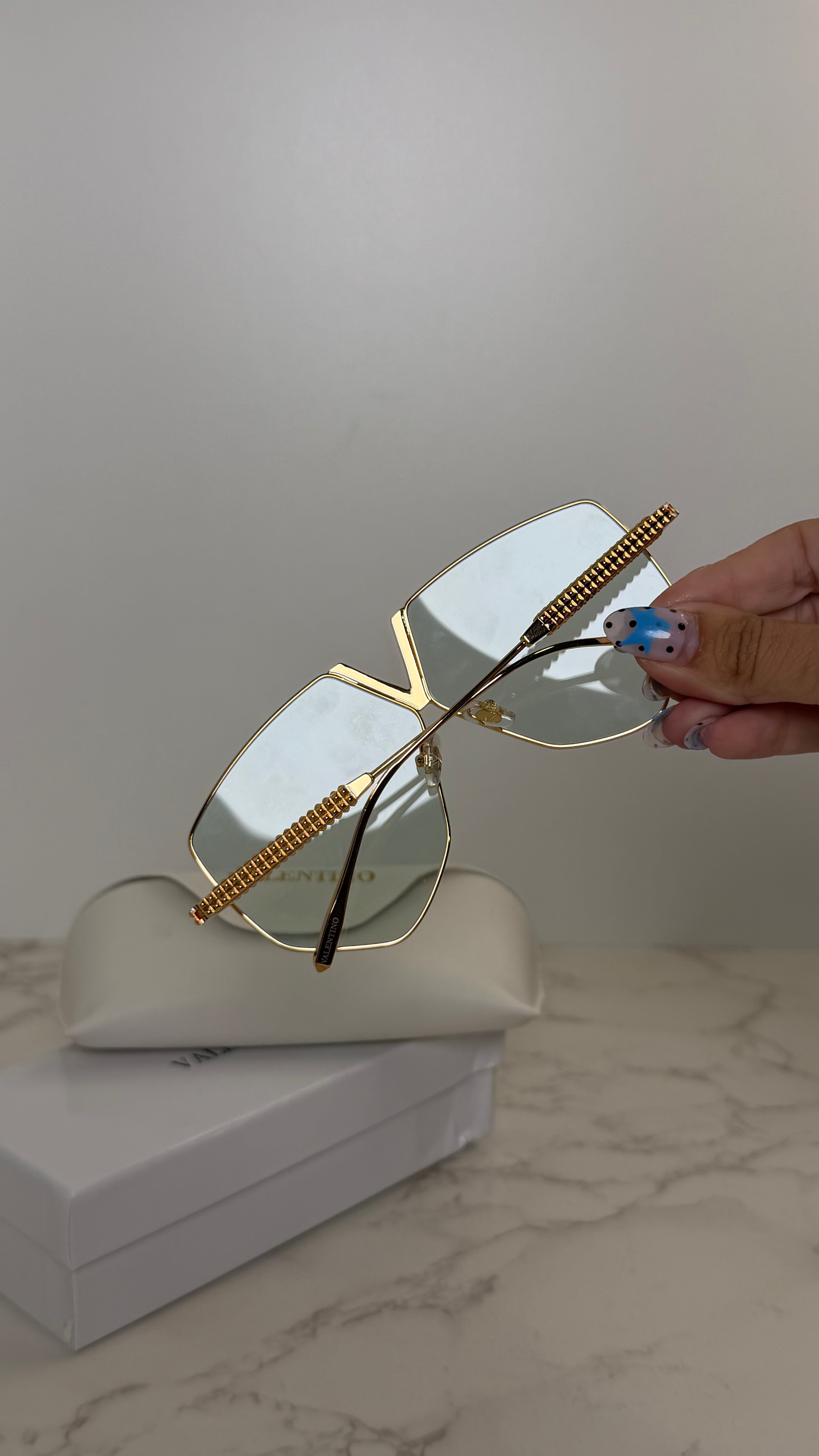 VALENTINO – POORLITTLERICHGIRL