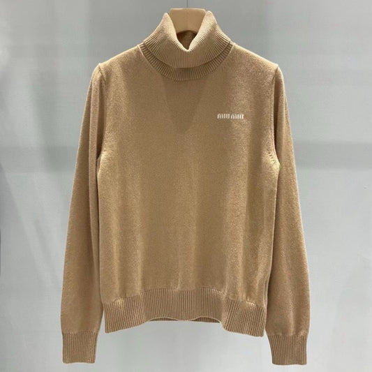 Mm turtleneck