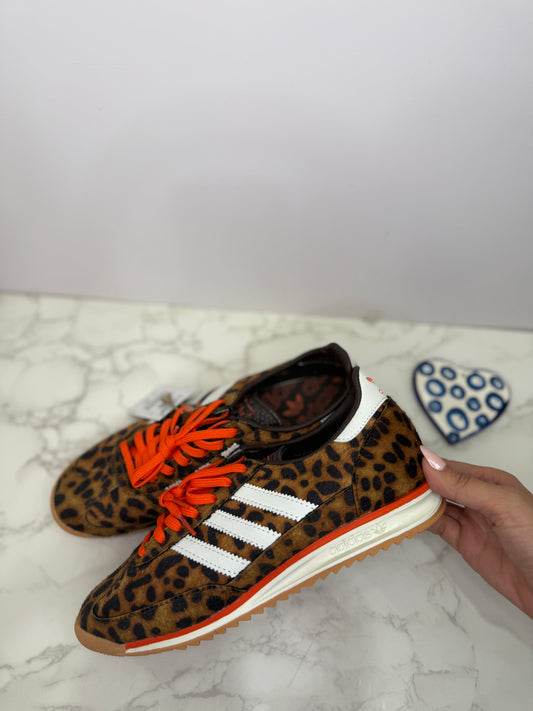 Pony hair sneaker