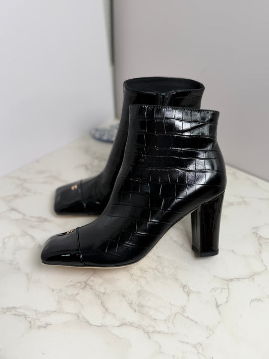 Cc croc booties