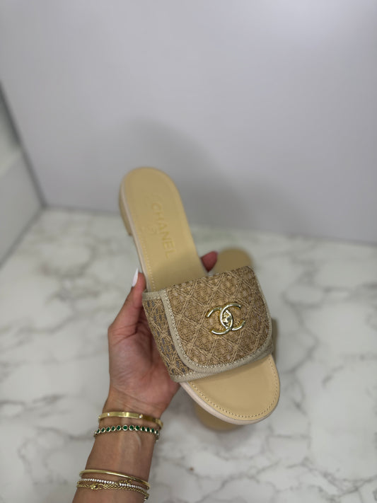 Chanel rafia slide