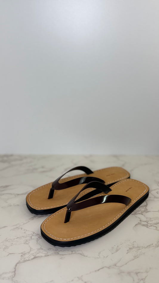 Row flip flop