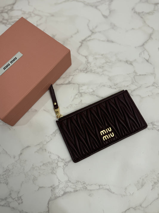 Mm zip up card holder