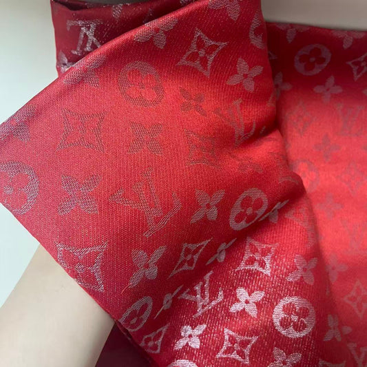 Lv scarf