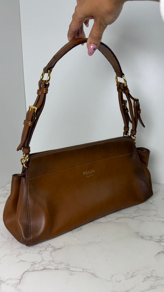 Prada western shoulder