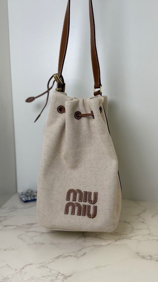 MM Canvas Bucket