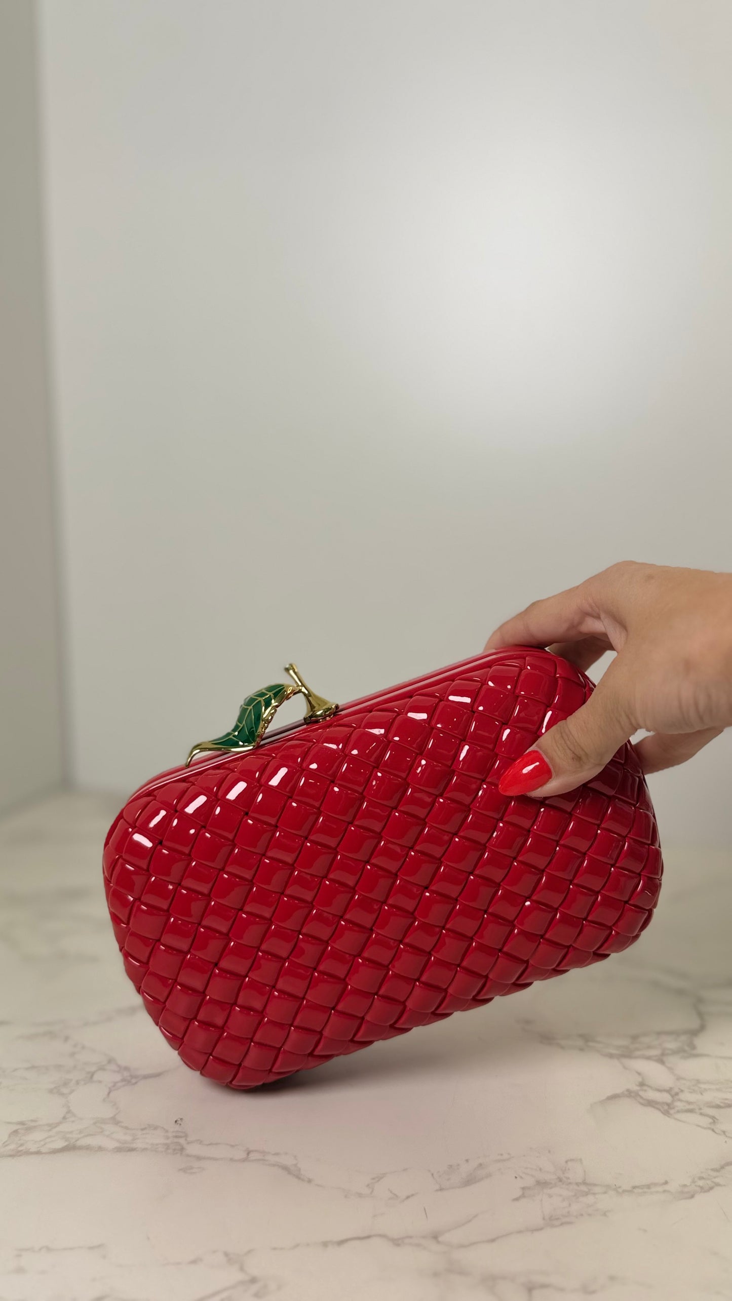BV Apple Clutch