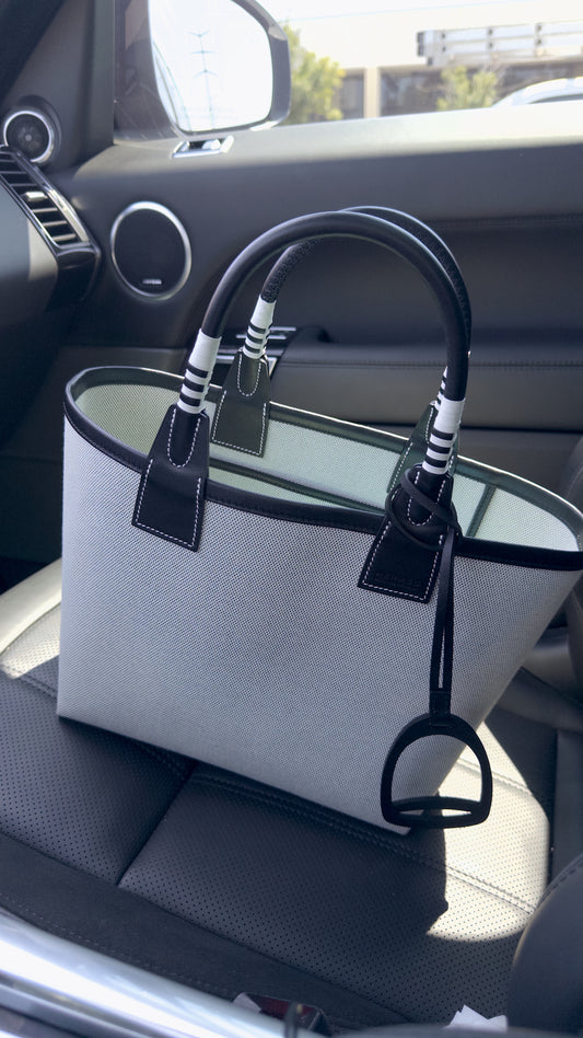 Steeple tote